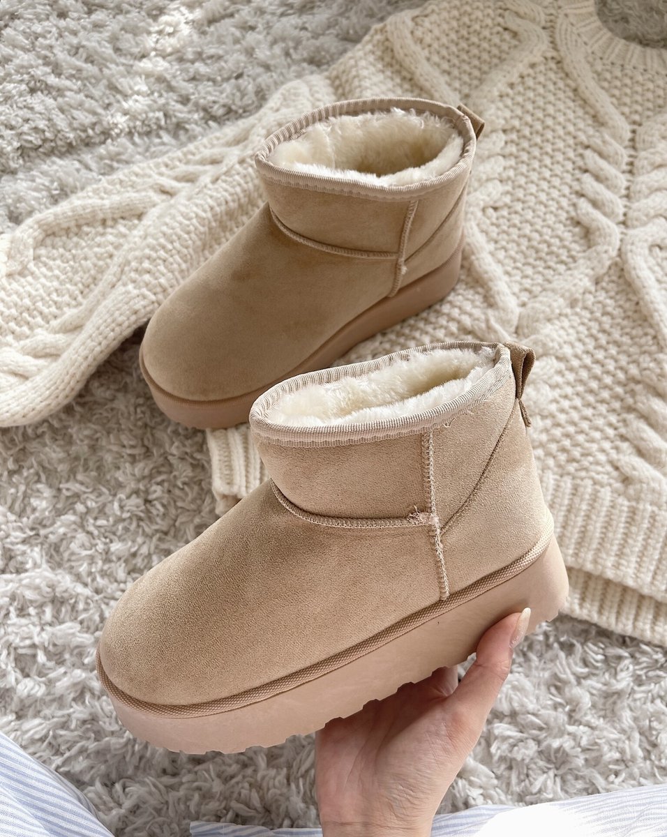 Bottes fourrées Style Ugg beiges 31