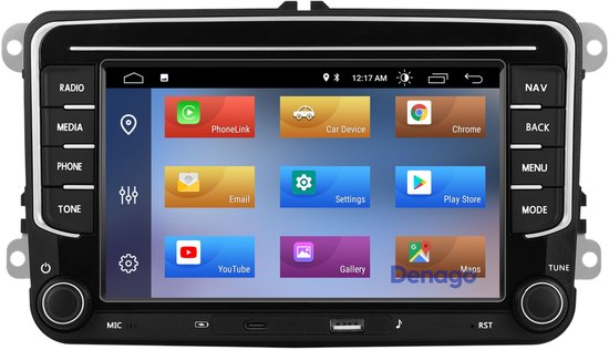 Zwart autoradio-display met iconen voor PhoneLink, Car Device, Chrome, E-mail, Instellingen, Play Store, YouTube, Gallery en Maps. Toont 'Denago'.
