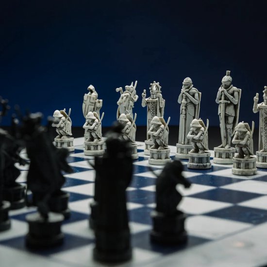 GoChess Wizard - Harry Potter Schaakspel - Slim Elektronisch Schaakbord met App – AI Schaakcomputer & Online Multiplayer – 32 Niveau’s – LED Coaching – Oplaadbaar & Bluetooth – Inclusief Schaakstukken
