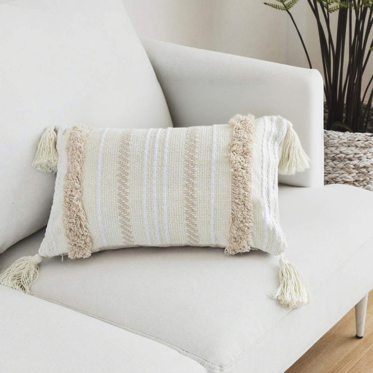 Provento - Boho sierkussensloop 12 x 20 beige - Decoratief katoenen kussensloop met kwastjes - Voor bank slaapbank woonkamer kantoor auto - 30x50 lendenkussen