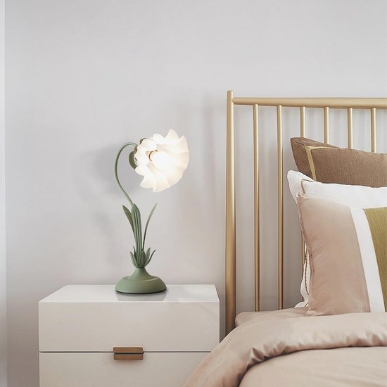 Dimbare meisjes bedlamp met zwanenhals en lelie ontwerp - perfect voor studie en slaapkamer — afbeelding 4