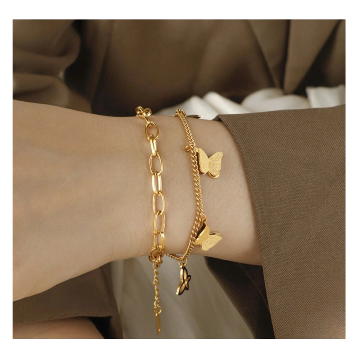 Armband - Goudkleurig - Dubbele Armband - Vlinder - 3D Effect - Roestvrij Staal - Verstelbaar - Trendy en Casual - Dames