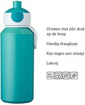 Gourde Mepal turquoise avec bouton-poussoir, boucle de transport et texte. Avec icônes pour sans BPA, étanche, lavable au lave-vaisselle.