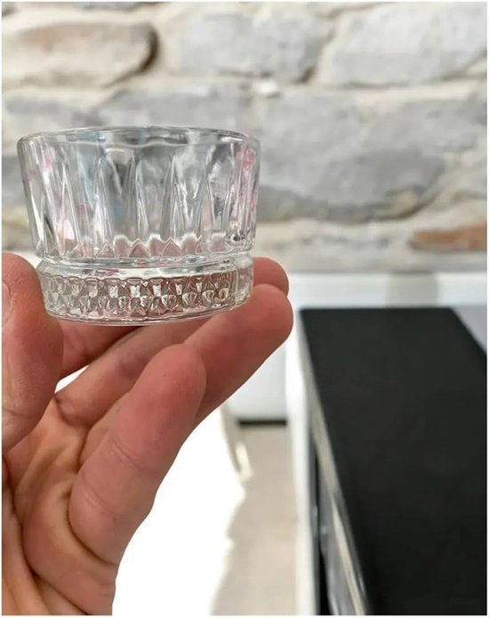 Verschillende Soorten Sauzen in Een Glazen Kom Op Een Donkere Achtergrond Stock Foto - Image of