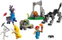 Figurines LEGO Fortnite : un loup gris, une banane, un feu de camp et un lama bleu.