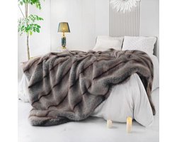 Luxe Faux Fur Deken - Super Warm en Gezellig, Wasbaar en Ondersteunt Veganisme - 130 x 150 cm