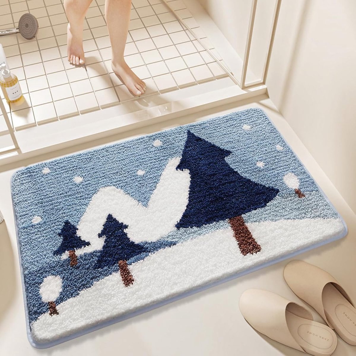 Antislip badmat met kerstthema, zeer absorberend, gemaakt van zachte microvezel, met een winters sneeuwlandschapspatroon, machinewasbaar, 40 x 60 cm.