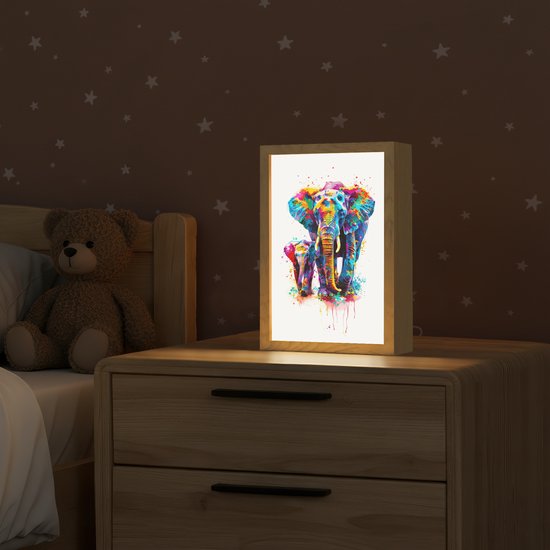 Nachtlampje 20x30 cm - Kinder lampje - Olifanten - Dieren - Verf - Kleurrijk - Tafellamp kinderkamer - Slaapkamer lamp - Bedlamp kinderen - Kinderlampje stopcontact - Wandlamp babykamer - Nachtlampjes van Merkloos — afbeelding 2