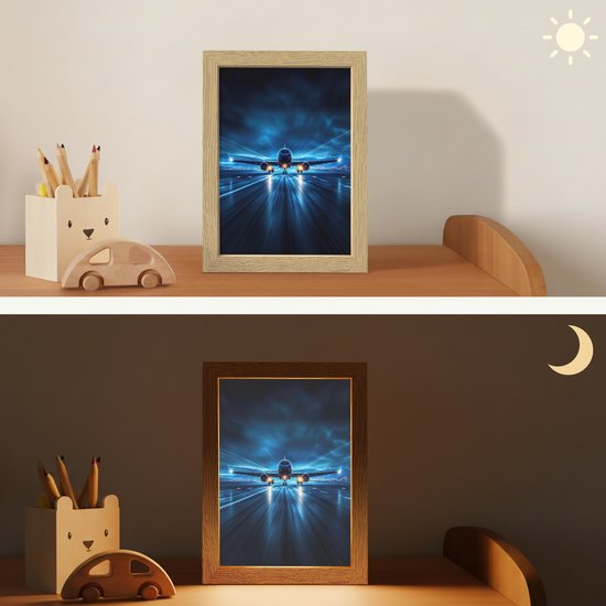 Nachtlampje 15x20 cm - Kinder lamp - Vliegtuig - Blauw - Futuristisch - Tafellamp kinderkamer - Slaapkamer lamp - Bedlamp kinderen - Kinderlampje stopcontact - Wandlamp babykamer - Nachtlampjes van Merkloos — afbeelding 4