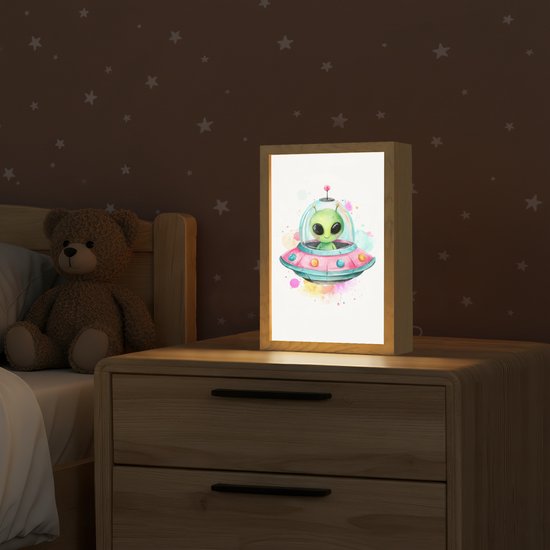 Nachtlampje 20x30 cm - Kinder lampje - Alien - Ufo - Kleurrijk - Tafellamp kinderkamer - Slaapkamer lamp - Bedlamp kinderen - Kinderlampje stopcontact - Wandlamp babykamer - Nachtlampjes van Merkloos — afbeelding 2