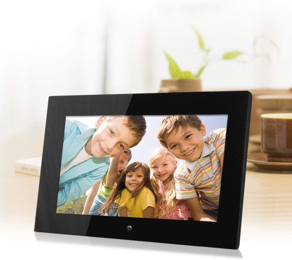 14 inch High Resolution Digital Photo Frame with Remote Control