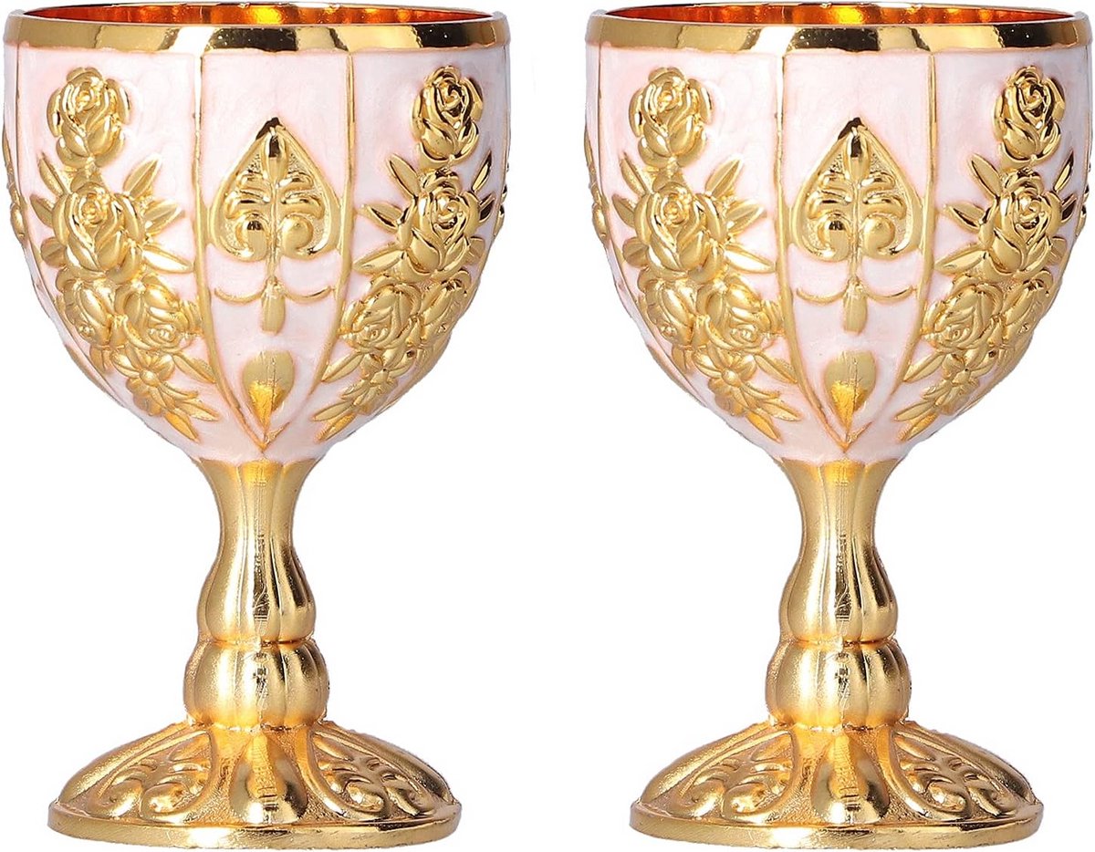 Set van 2 Gouden Vintage Wijnbekers en Antieke Kelken