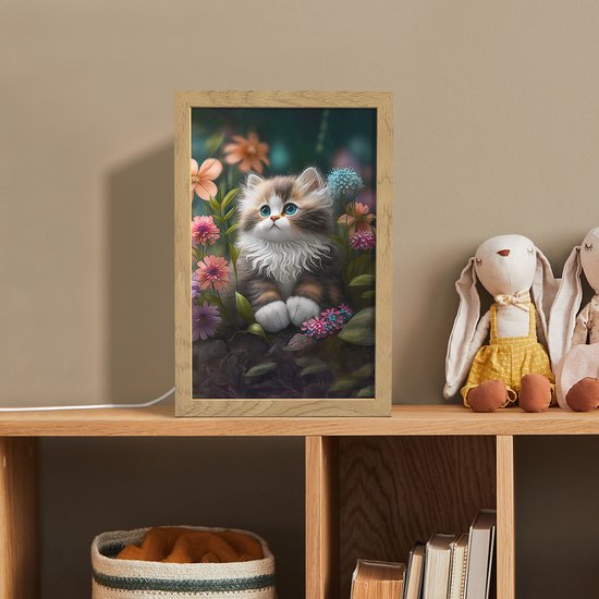 Nachtlampje 20x30 cm - Kinder lamp - Kitten - Illustratie - Bloemen - Natuur - Kat - Tafellamp kinderkamer - Slaapkamer lamp - Bedlamp kinderen - Kinderlampje stopcontact - Wandlamp babykamer - Nachtlampjes van Merkloos — afbeelding 3