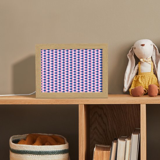 Nachtlampje 20x15 cm - Kinder lampje - Patroon - Schubben - Blauw - Roze - Tafellamp kinderkamer - Slaapkamer lamp - Bedlamp kinderen - Kinderlampje stopcontact - Wandlamp babykamer - Nachtlampjes van Merkloos — afbeelding 3