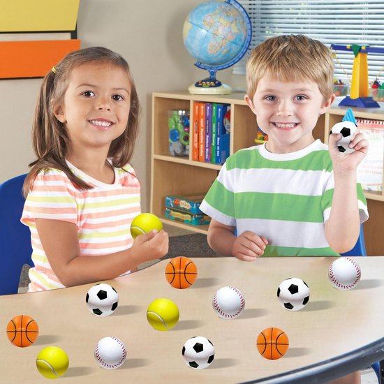 12 Stuks Mini-sportstressballen – Voetbal, Basketbal, Tennis, Honkbal, Zacht PU, 5cm, Voor Kinderen En Volwassenen
