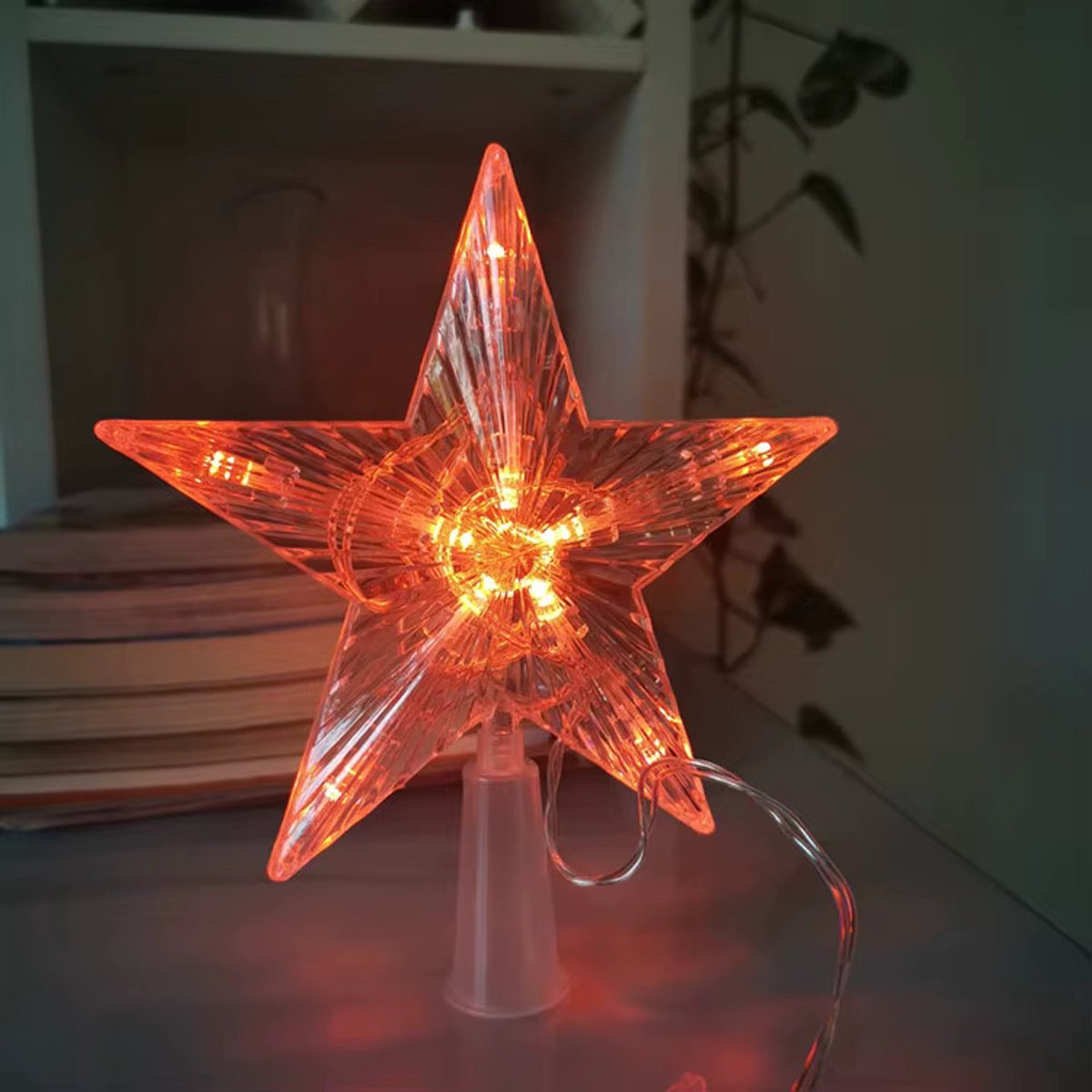 Kerstboom Piek - Kerstboom Topper - Kerstversiering kerstboom - LED Ster - Met verlichting - Werkt op Batterij - 15 cm - Rood