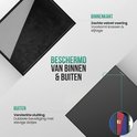 Zwarte wissellijst met informatie over de binnenkant met fluwelen voering en de buitenkant met versterkte sluiting.
