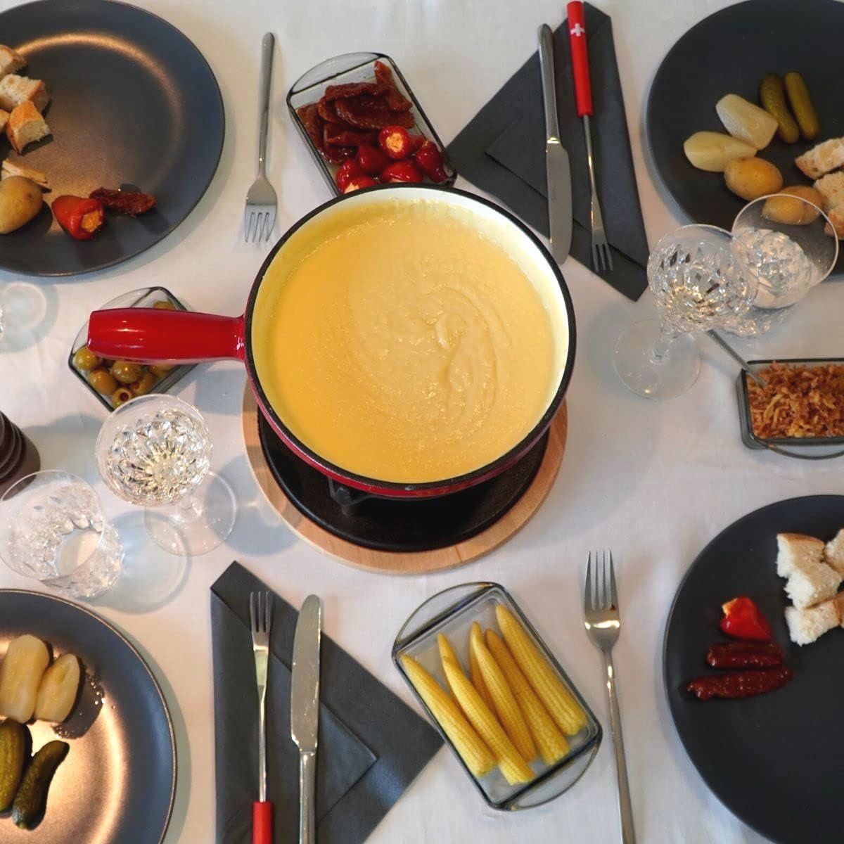Traditionele Zwitserse Kaasfondueset voor 6 Personen - 2 Liter Capaciteit – foto 3