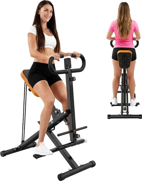 Vrouw in wit sportshirt en zwarte shorts traint op squatapparaat, voor- en achterzicht.