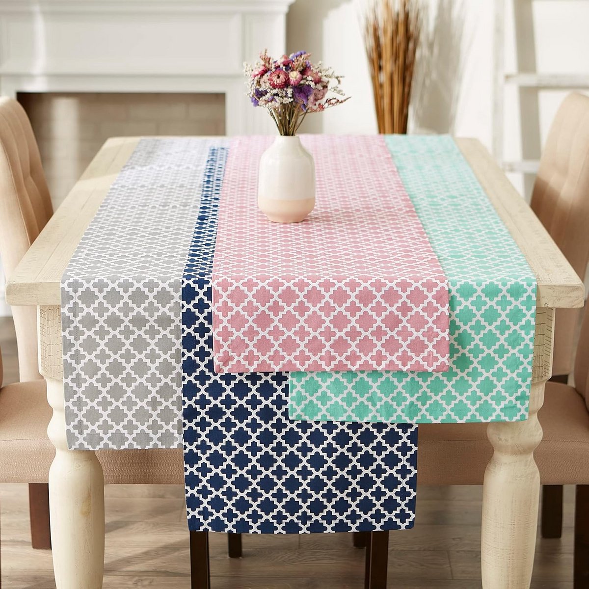 Katoenen tafelloper met roosterpatroon - 36 x 183 cm - Grijs en Wit