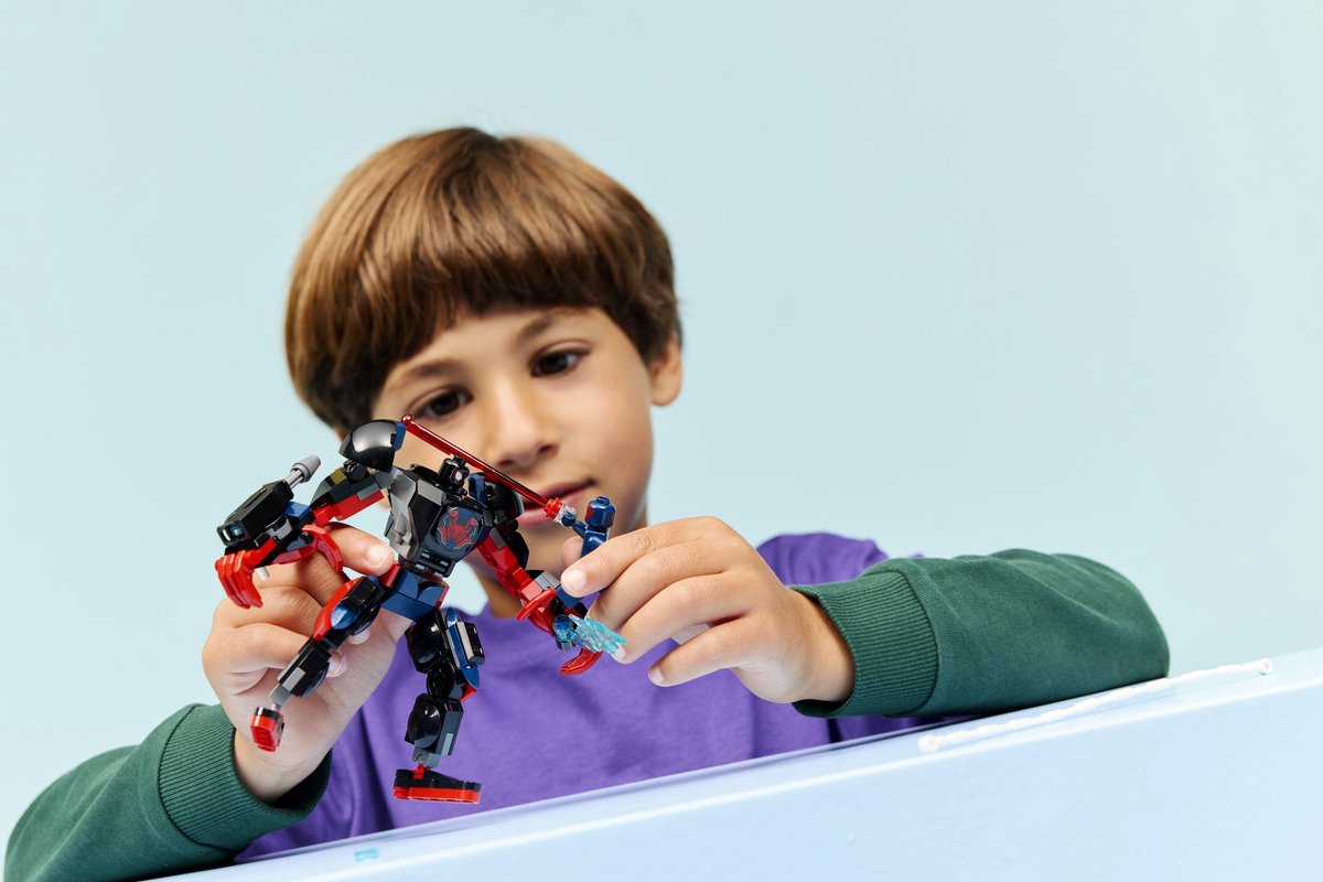 LEGO Marvel Miles Morales Mecha vs. Spider-Man 2099 - Bouwpakket met Speelgoed voor Kinderen - 76337 – foto 4