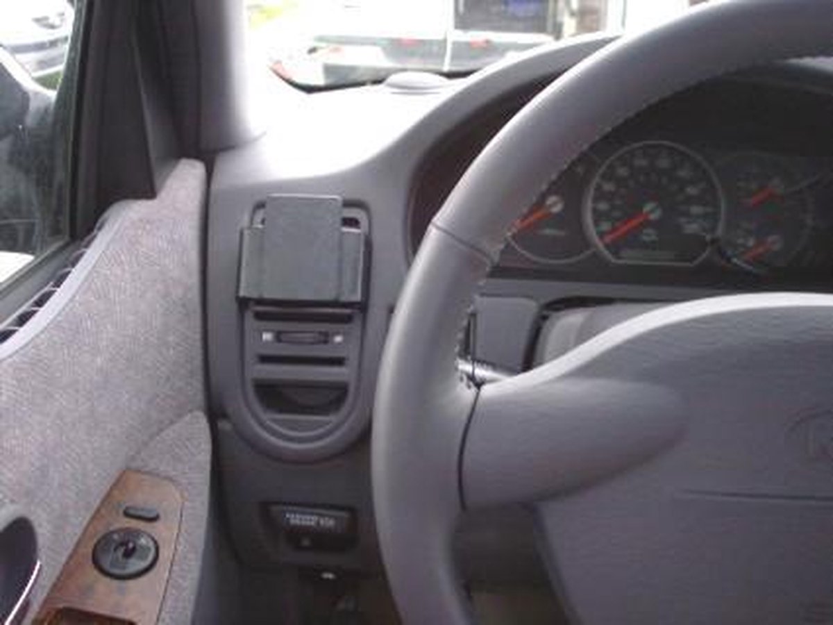 Brodit ProClip houder geschikt voor Kia Carnival 2002-2005 Left mount
