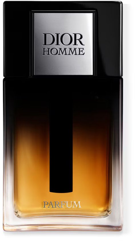 Dior Homme Parfum fles. Rechthoekig, met gradiënt van zwart naar oranje vloeistof en zwarte dop.