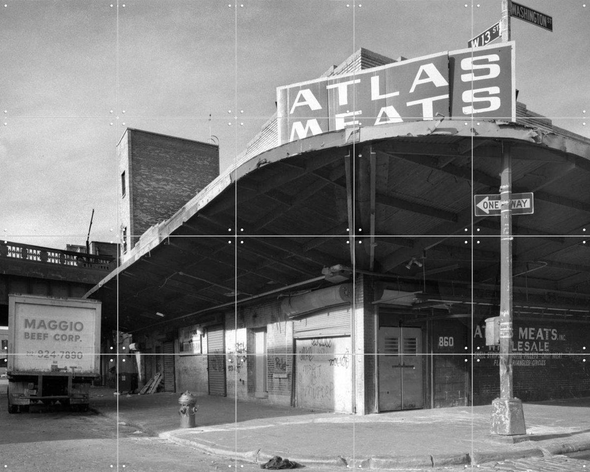 IXXI Atlas Meats 1989, Teun Voeten - 100 x 80 cm - Gratis ophangtool - Grote wanddecoratie en posters - Vintage, Fotografie, Woonkamer, Gang, Stad