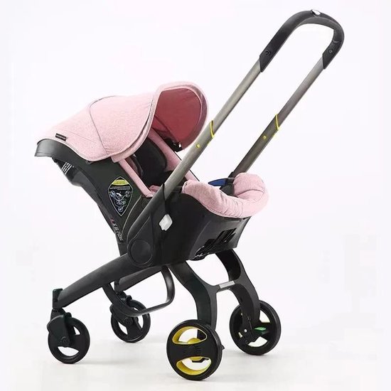 Roze kinderwagen met zwarte en grijze accenten, verstelbare duwstang en zonnekap.