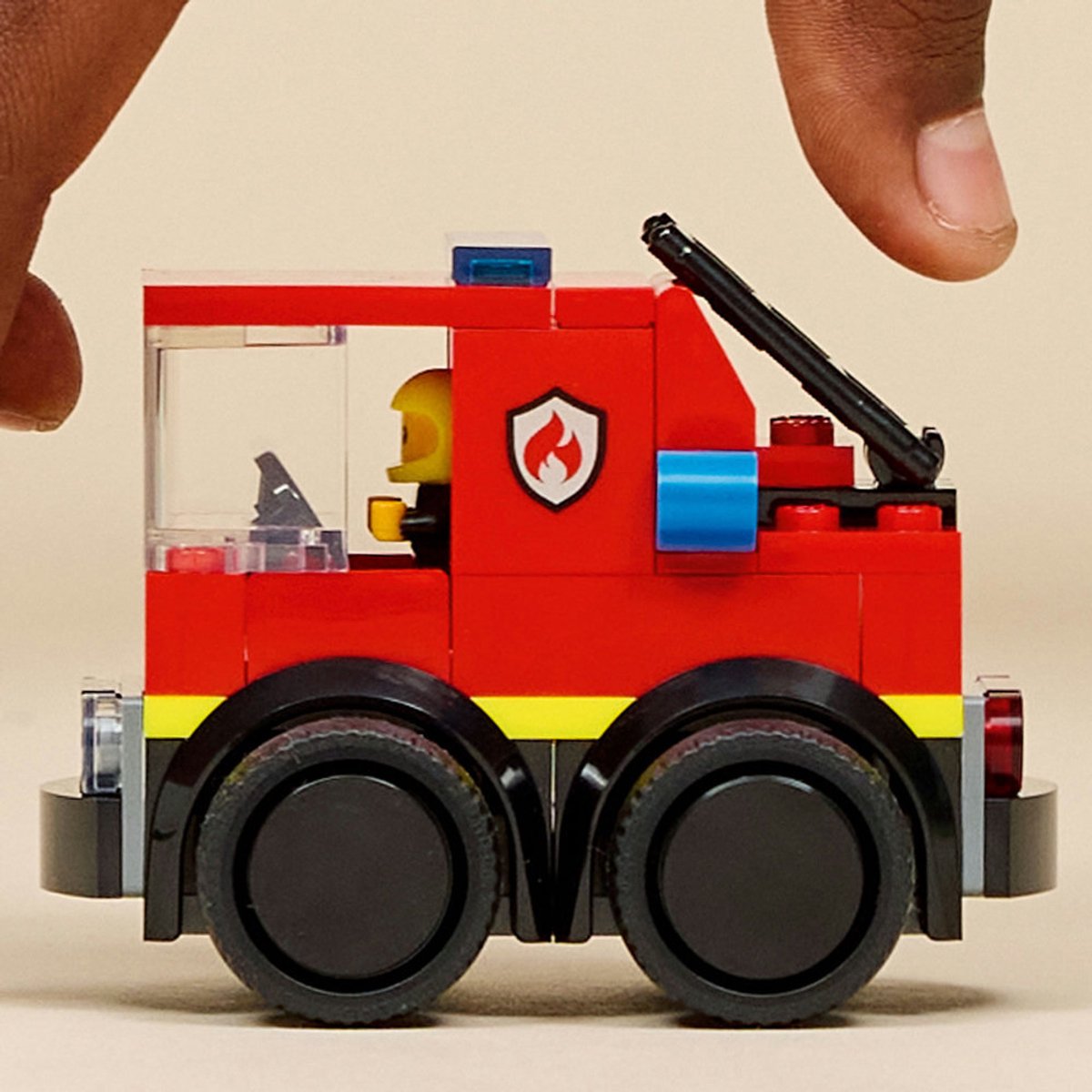 LEGO City Rides – Fire Truck - 60482 — afbeelding 15