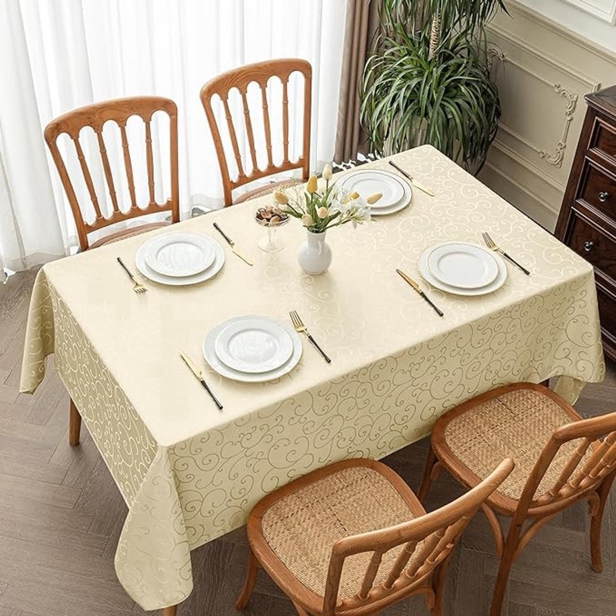 Vierkant tafelkleed met vlekbescherming, 160x160 cm, beige