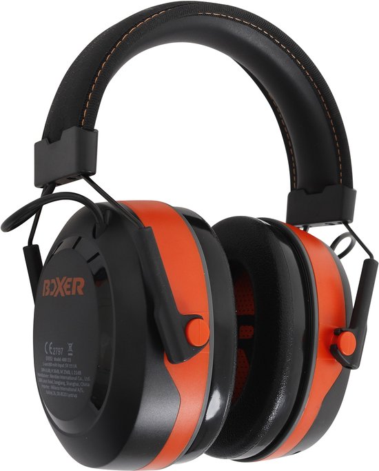 Zwarte en oranje oorkappen met Boxer logo en CE-markering, 31 dB ruisonderdrukking.