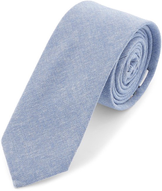 Cravate bleu pastel
