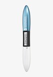 Dubbele mascara met aan de ene kant een witte primer en aan de andere kant een blauwe waterproof verlengende mascara.