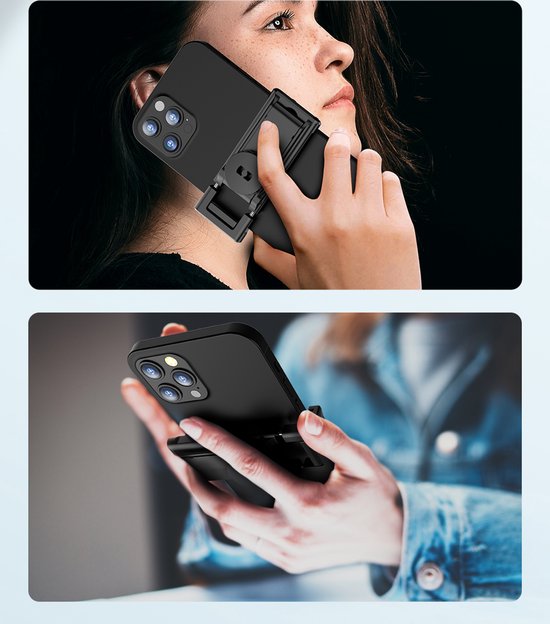 Close-up van een zwarte telefoon met een selfie-stick-accessoire dat aan de achterkant is bevestigd.