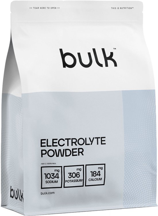Bulk Electrolyte Powder pak met informatie over natrium, kalium en calcium. Op witte achtergrond.