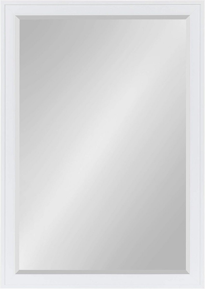 Grote rechthoekige wandspiegel met witte lijst voor decoratie