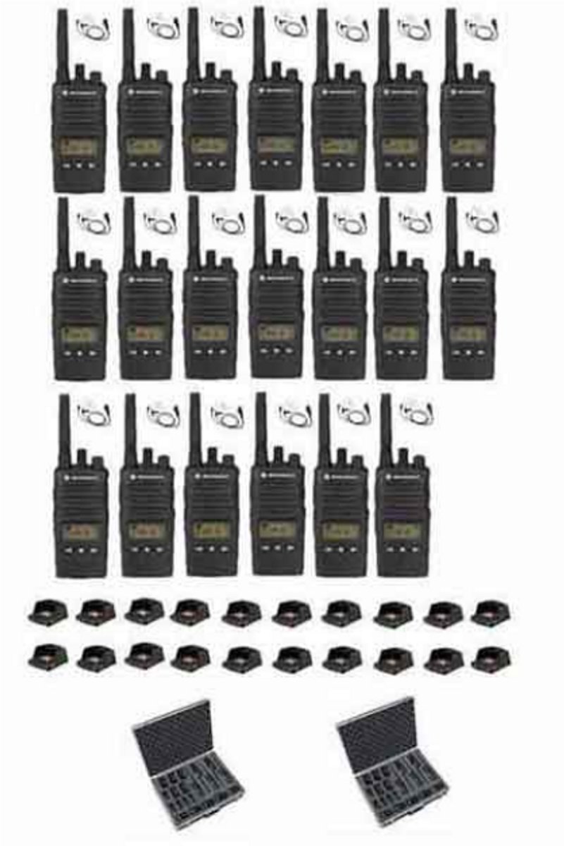 Set van 20 Motorola XT460 IP55 PMR446 met beveiliging oortje tafellader koffer