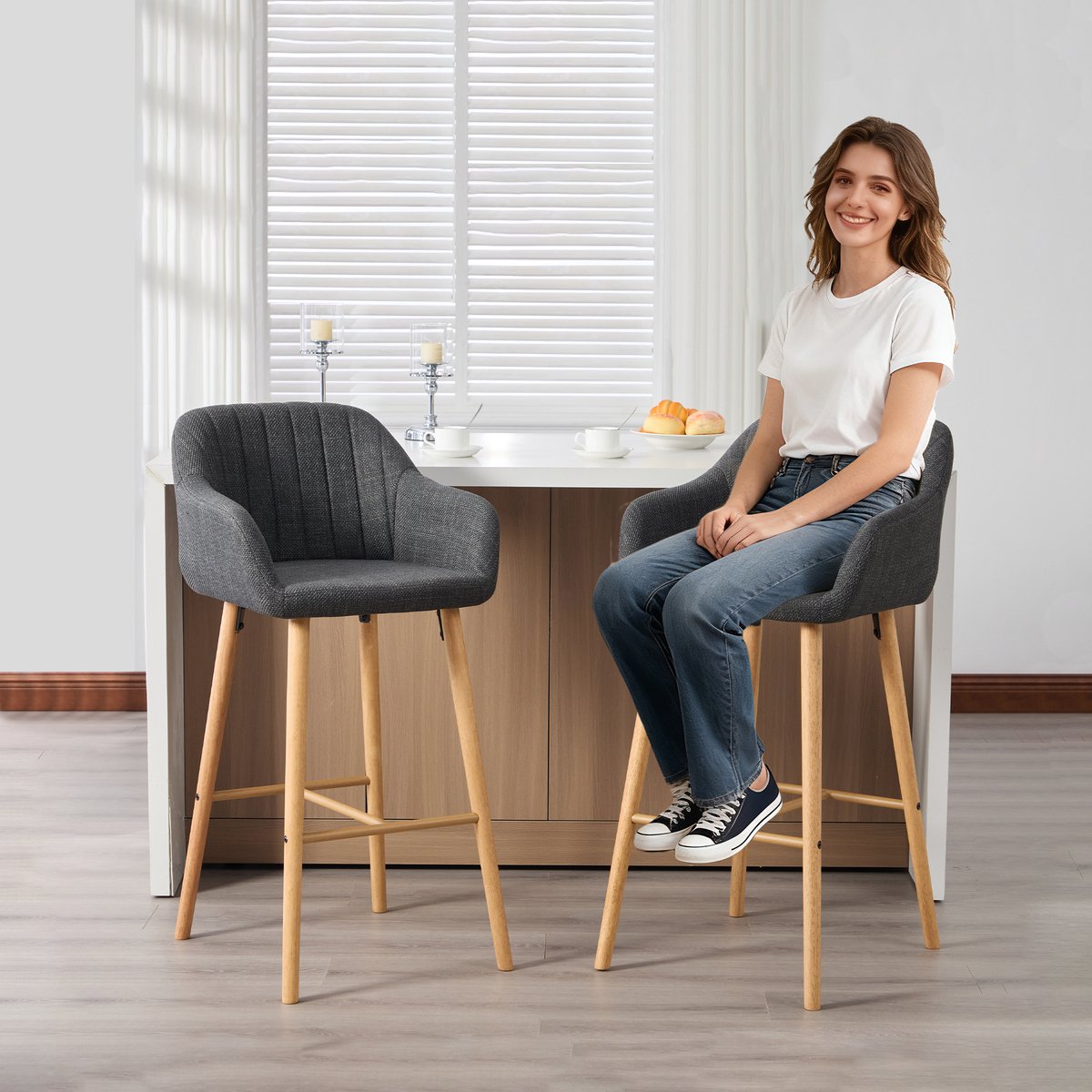 HAUSS SPOLE Barkruk 58,5x55x104 Cm - Hoge Rugleuning Met Armleuningen - Set Van 2 Voor Keuken Eiland En Bar - Linnen - Zwart Donkergrijs