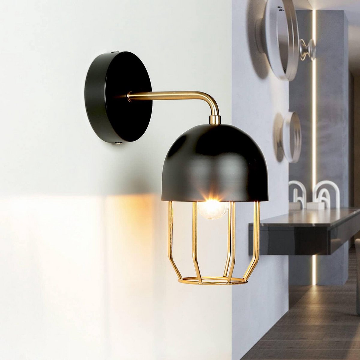 Elegante Metalen Loft Wandlamp Zwart Goud E14 - Sfeervolle Verlichting voor Hal en Woonkamer