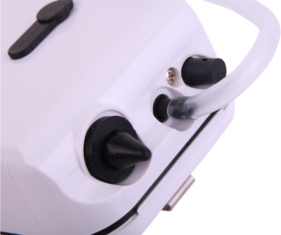 Ultimate Air Pump with Battery & Car Adaptor - Aas Accessoire van Ultimate — afbeelding 2