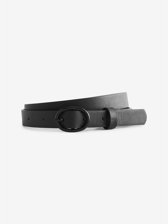 Zwarte riem, opgerold met ovale gesp