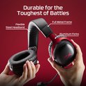 Zwarte gaming headset met rode accenten, getoond met metalen frame en aluminium vorken.