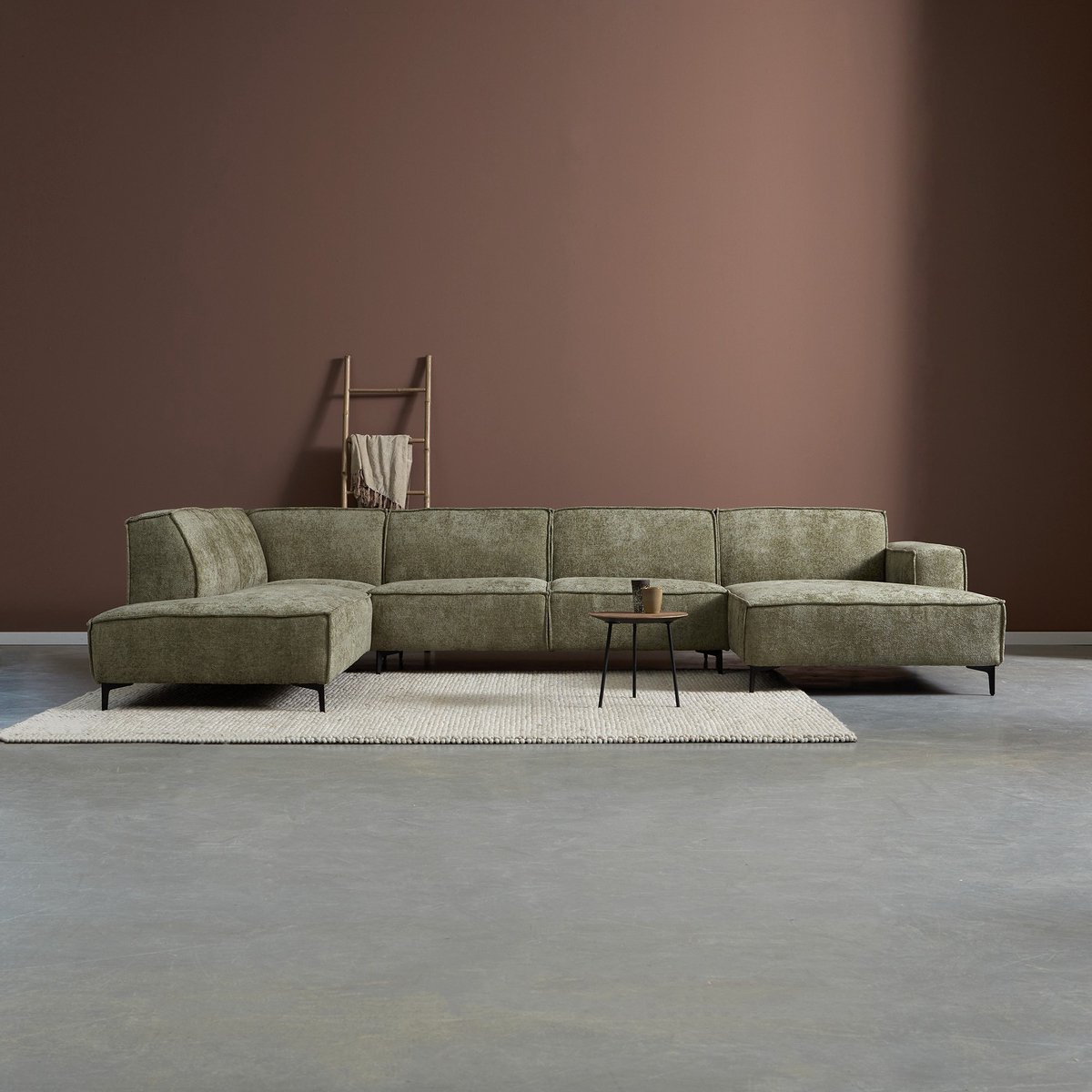 PEPP interiors U-bank RIVER links - Majestic 607