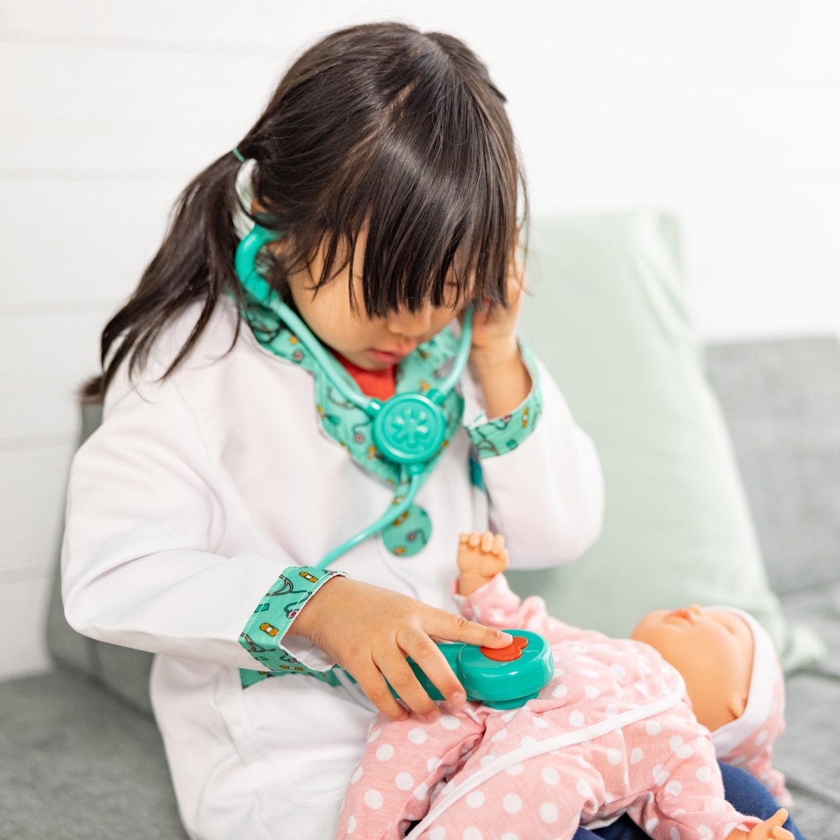 Melissa & Doug – Verkleedset dokter – Inclusief stethoscoop met geluid — afbeelding 3