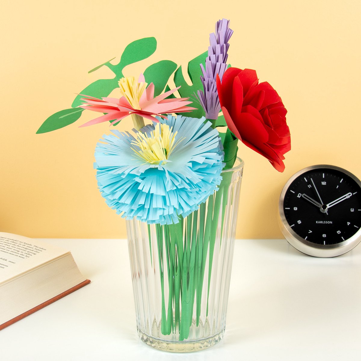 DIY Papieren Bloemen van Kikkerland
