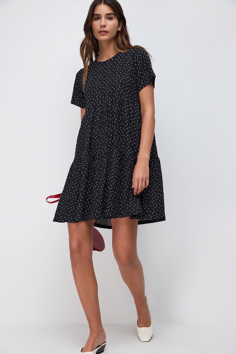 Robe courte coupe décontractée