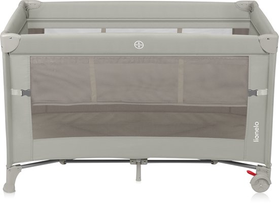 Lionelo co-sleeper reisbedje in grijs, met gaas aan de zijkanten en wieltjes.
