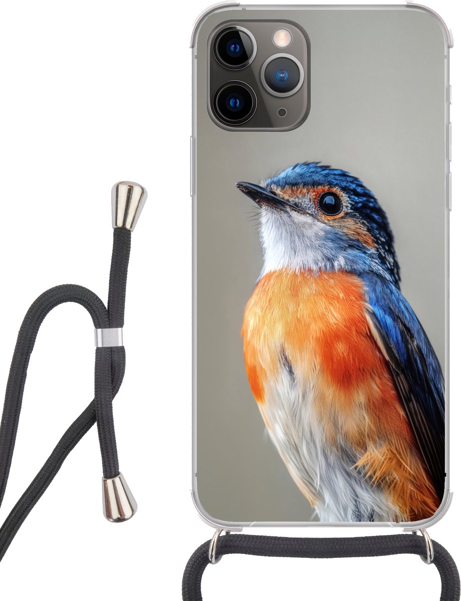 Telefoonhoesje Geschikt voor iPhone 12 pro crossbody - Kleurrijk - Vogeltje - Veren - Blauw - Siliconen - Crossbody - Backcover met Koord - Telefoonhoesje met koord - Hoesje met touw Telefoonhoesje