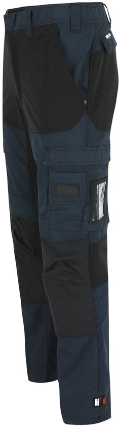 Donkerblauwe werkbroek met zwarte panelen op de dijen en bovenbenen, met enkele zwarte details.